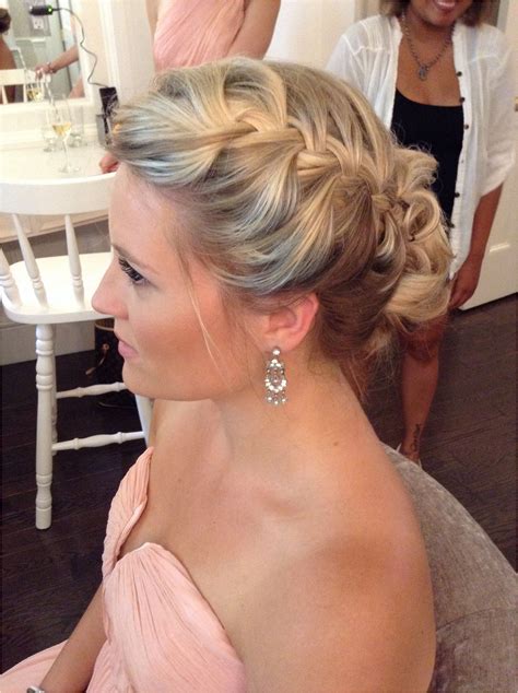  79 Stylish And Chic Bridesmaid Hairstyles For Long Hair Braid For Bridesmaids