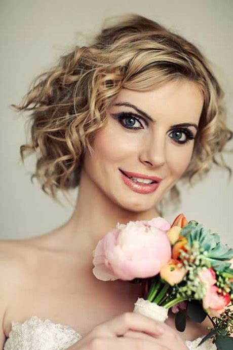 Unique Bridesmaid Hairstyles For Short Curly Hair Hairstyles Inspiration