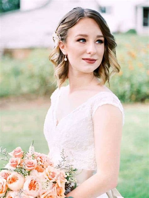  79 Stylish And Chic Bridesmaid Hairstyles For Short Hair With Simple Style