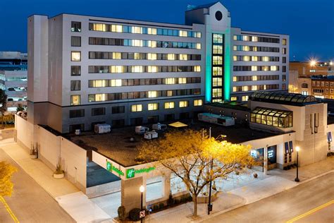 bridgeport connecticut hotels near zoo