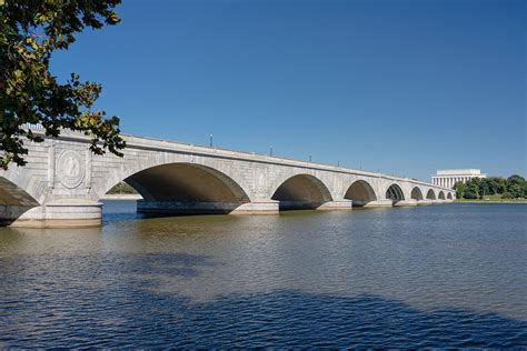 bridges across the potomac in washington dc