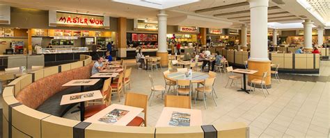 bridgewater mall food court restaurants