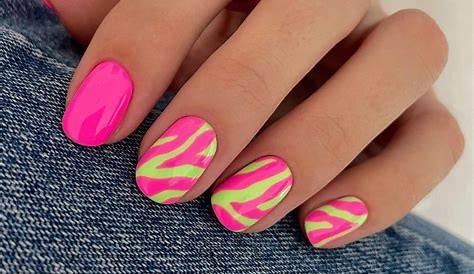 Bright Pink Nails Short Lumo And Bling Pretty Nail Art Designs Nail