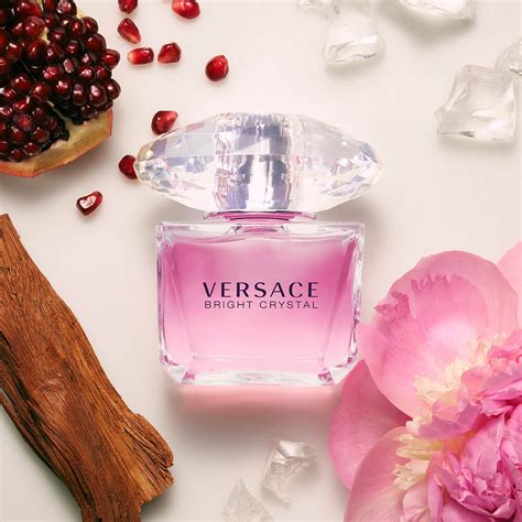 bright perfume versace
