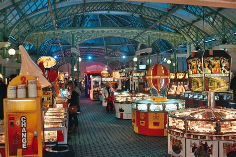 brighton pier arcade