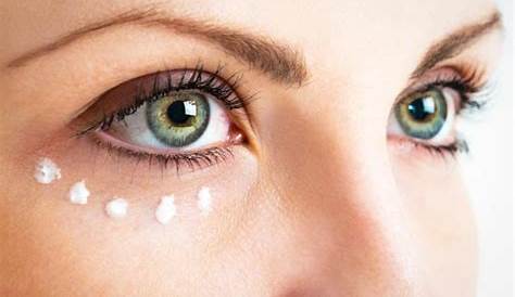 Partículas de brillo: Destellos metálicos como tendencia en los ojos