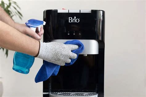 brio water dispenser leaking