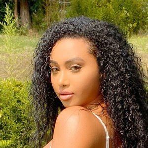 british olivia erome