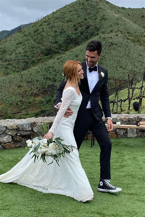 brittany snow wedding dress