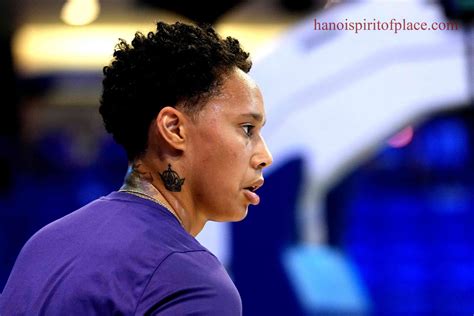 brittney griner airport update