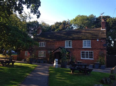 broad oak pub strelley village