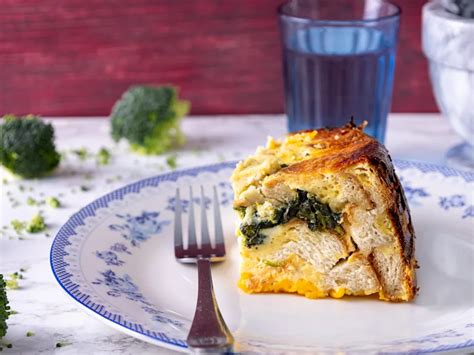 Broccoli And Bread Bake