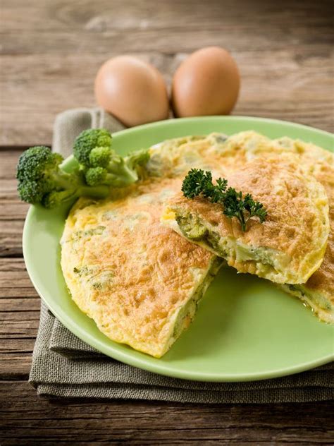 Broccoli Kale Omelette