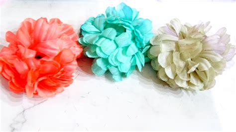 Broche flor y perlas