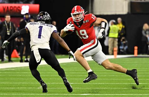 brock bowers nfl draft projection