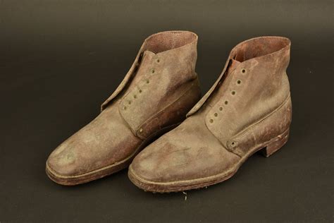 Paire de Brodequins modèle 17 Militaria français de la grande guerre