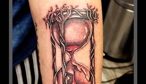 Broken Hourglass Tattoo Hourglass Tattoo Time Tattoos Tattoos For Guys