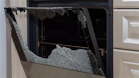 Broken oven showing error