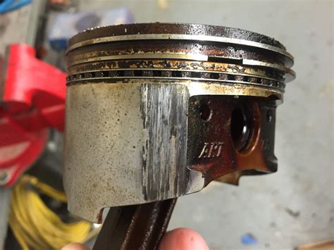 Broken Piston Ring Symptoms