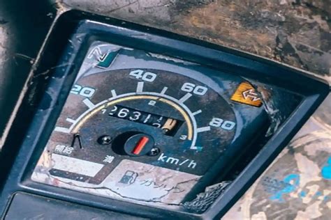 Broken Speedometer Illegal Uk