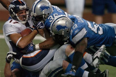 broncos vs lions history