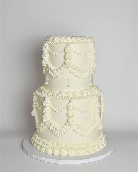 Brookfield Wedding Cakes: Your Dream Dessert