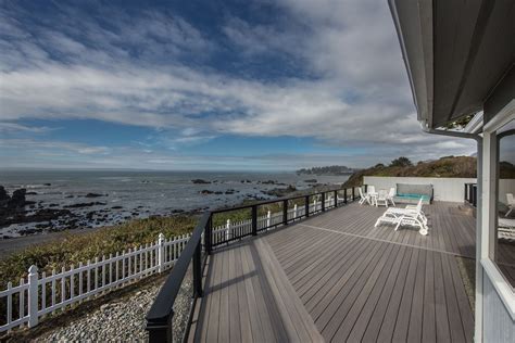 brookings accommodation with ocean view
