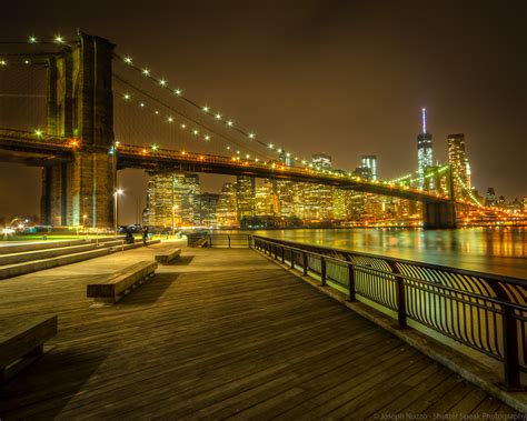 brooklyn bridge park at night