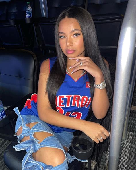 brooklyn leaks queen