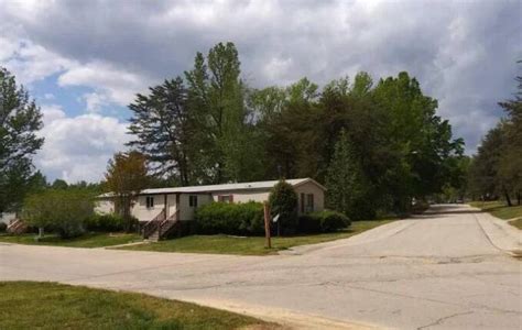 Brookstone Roxboro Nc