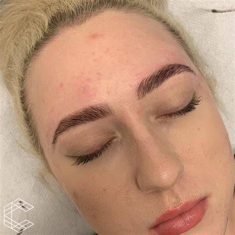 5 Benefits of Brow Lamination at a Professional Salon