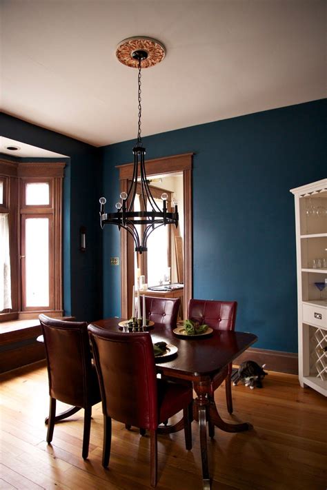 Pin by Lesleigh Hill on Dining Dining room blue, Dining room paint