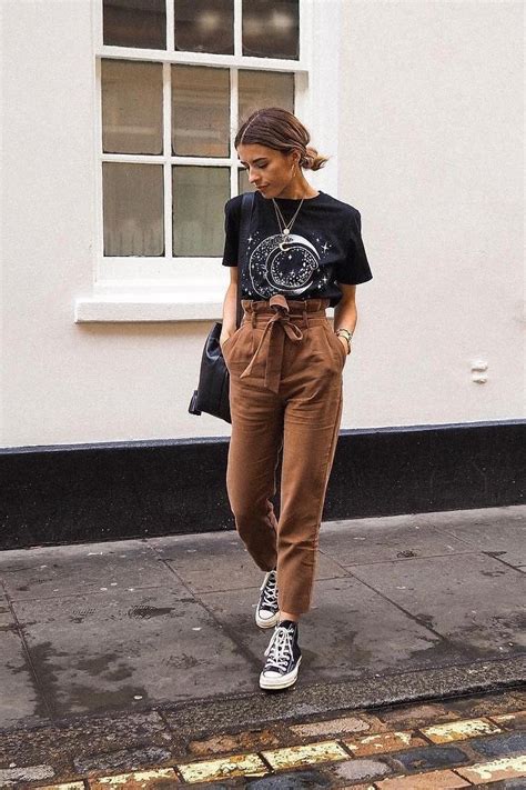 Brown Pants Outfit Ideas For 2023