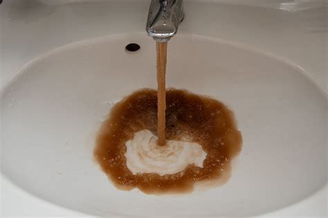 brown water faucet