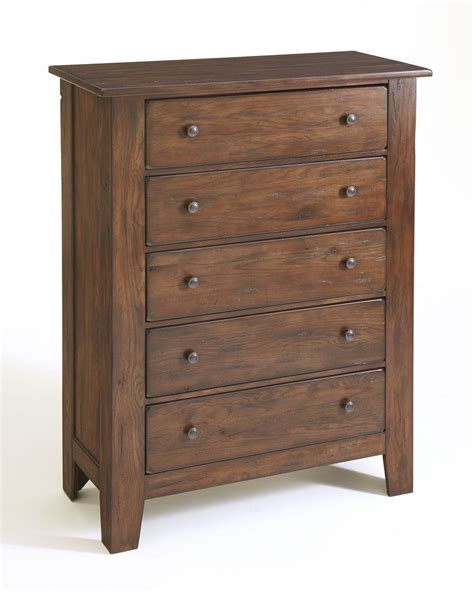 broyhill attic heirloom chest of drawers