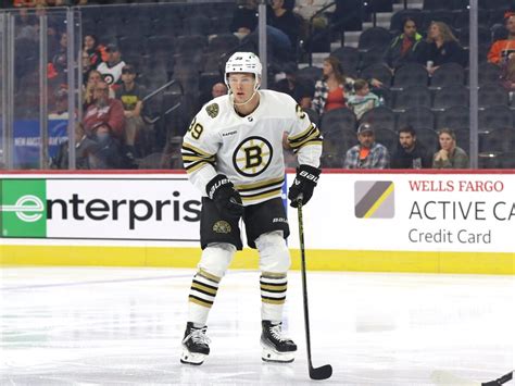bruins free agent signings