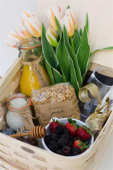 Brunch Picnic Basket