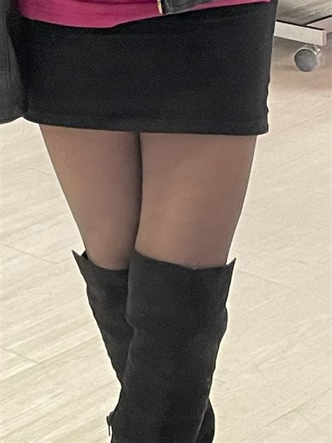 brunettes black listed