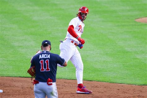 bryce harper stair down