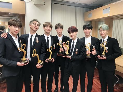 ARMY Boycotted MTV's VMAs With Their Own BTS Awards Show