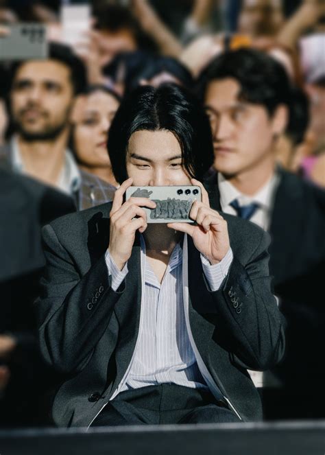 Bts Using Phone Video