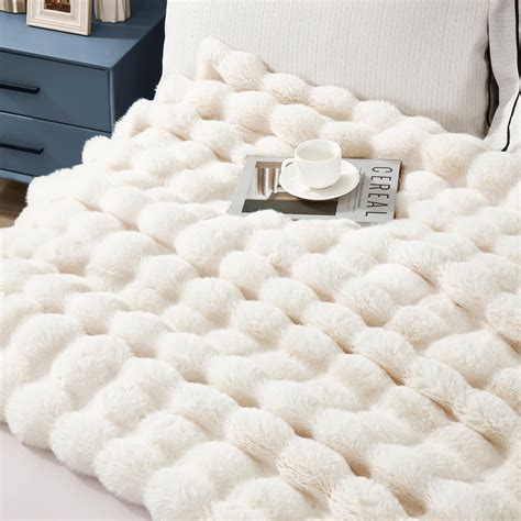 Sav Thron 100 Premium Collection: Everything You Need