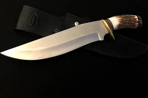 buck custom knife shop