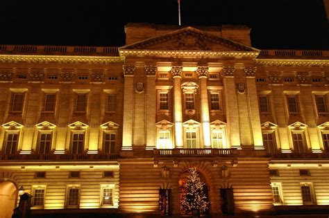 buckingham palace christmas 2023