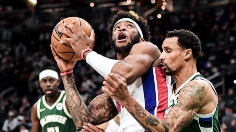 bucks vs pistons stats