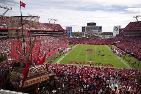 bucs stadium tampa fl