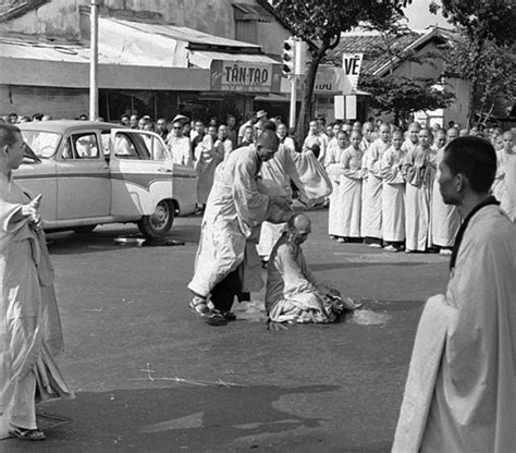 buddhist man who lit himself on fire