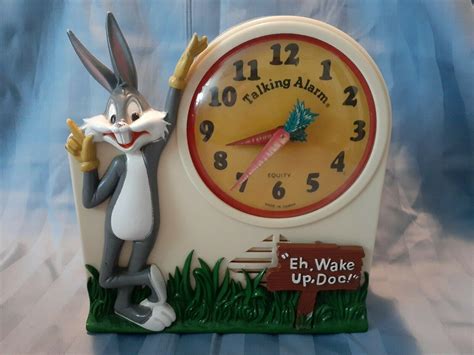 Bugs Bunny Clock