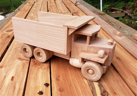 Wooden Toy Truck Ahşap işleri, Ahşap işçiliği, Ahşap işi projeler