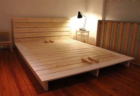 UHURU FURNITURE & COLLECTIBLES SOLD Queen Pine Platform Bed Frame 90